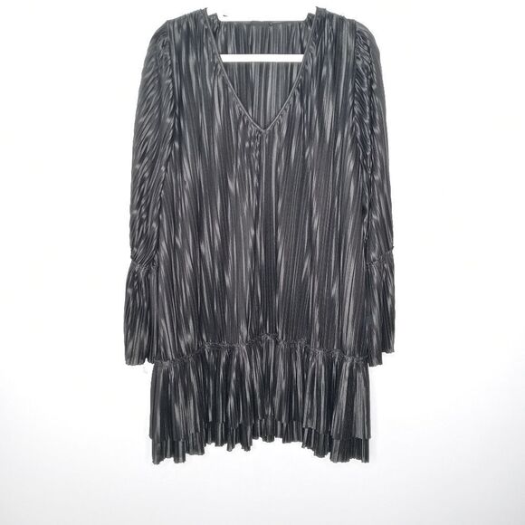 Storia black pleated dress size large - Picture 1 of 8